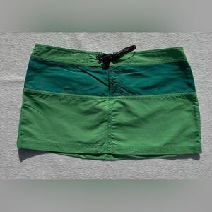 EUC Women’s Patagonia Green Swim Skirt with Tie 12